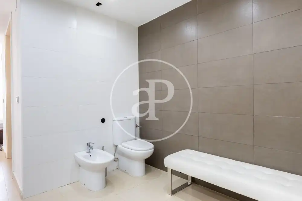 Bany de Casa adosada en venda en Oropesa del Mar / Orpesa amb Aire condicionat, Calefacció i Jardí privat
