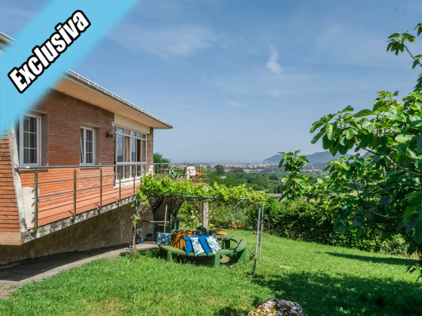 Jardín de Casa o chalet en venta en Arnuero con Calefacción, Jardín privado y Terraza