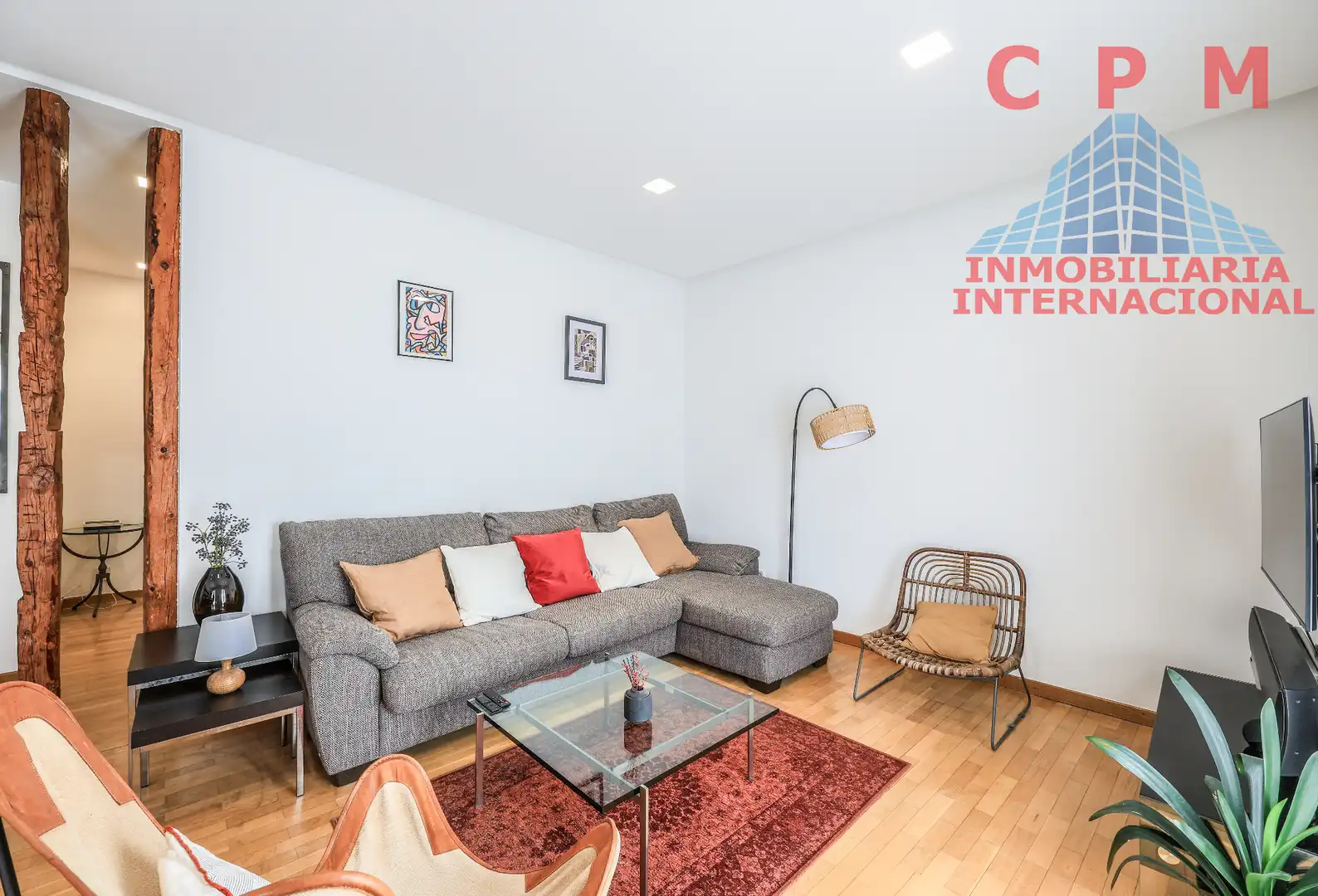 Living room of Flat for rent in Madrid  with Air Conditioner, Heating and Parquet flooring