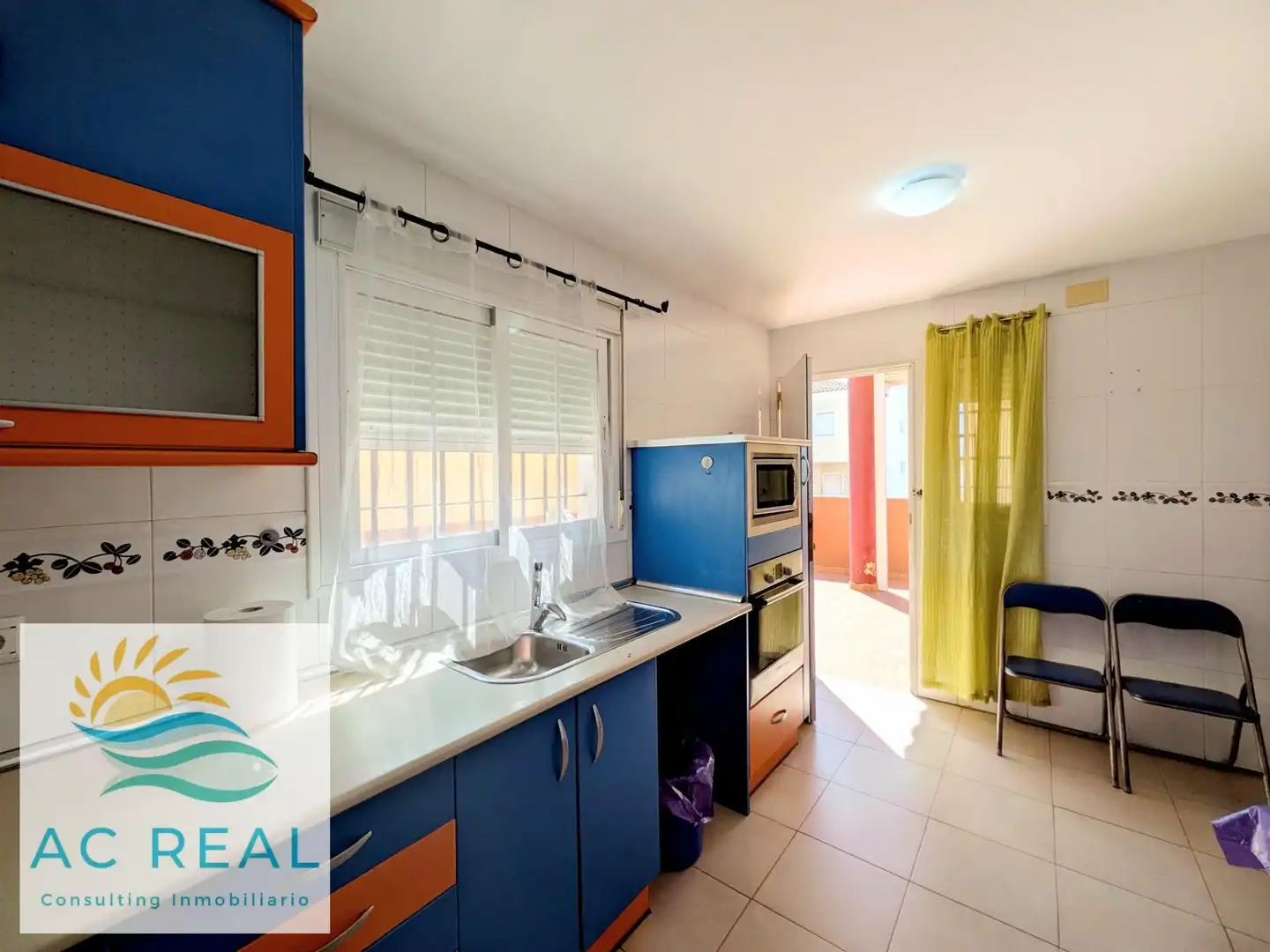 Cocina de Casa adosada en venta en Ayamonte con Aire acondicionado, Jardín privado y Terraza