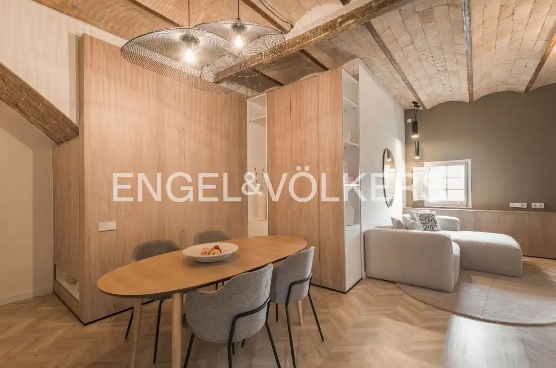 Penthouse for sale in Eixample
