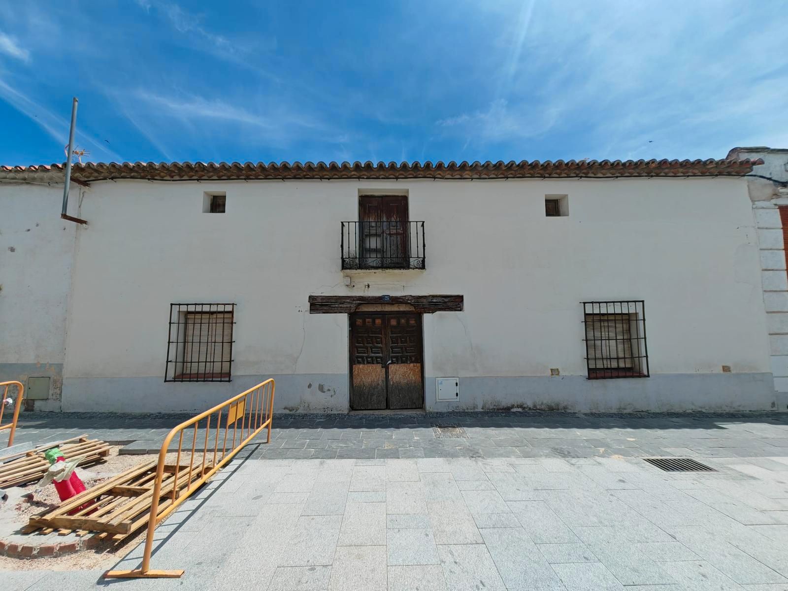 Vista exterior de Casa o xalet en venda en Meco amb Jardí privat i Piscina
