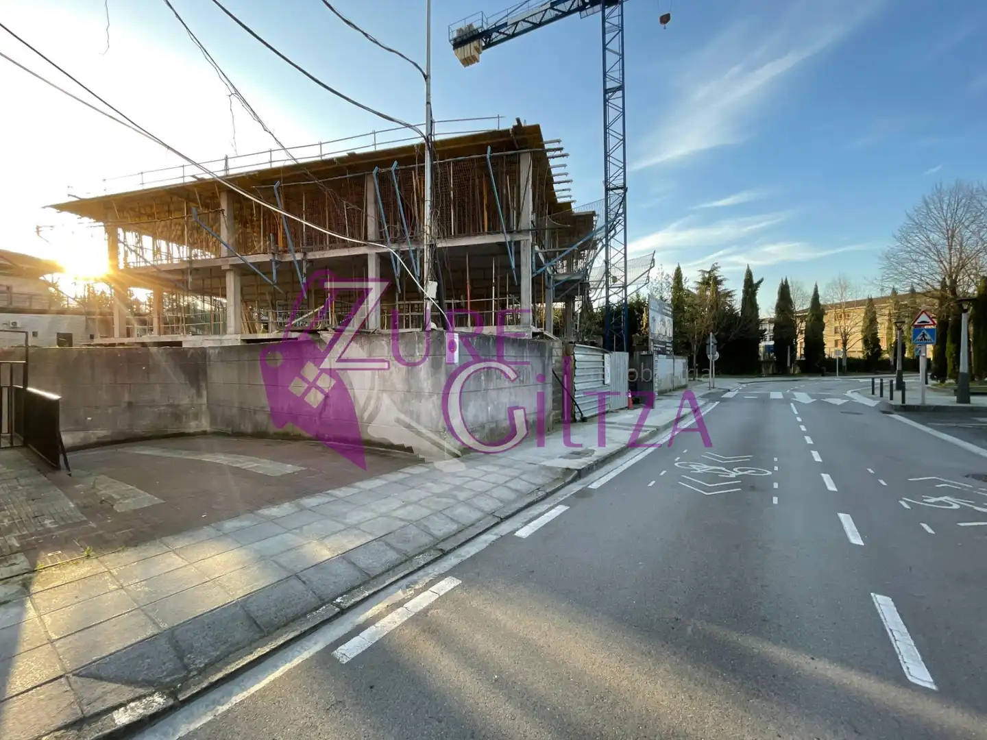 Exterior view of Garage for sale in Amorebieta-Etxano