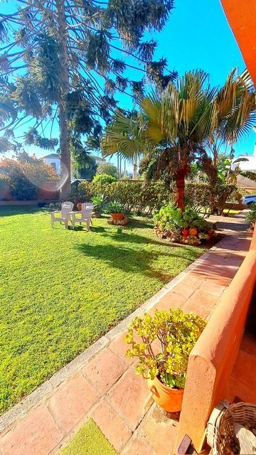 Garden of House or chalet for sale in Algeciras  with Air Conditioner, Heating and Private garden