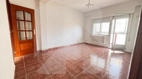Foto 2 de Piso en venta en Calle Estrella Elola, Centro, Valdemoro