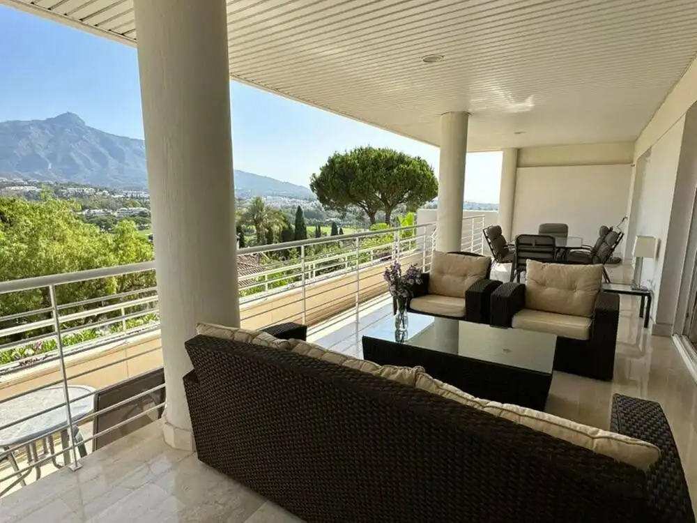 Rez-de-chaussée avec piscine à louer à Nueva Andalucía, imagen 7