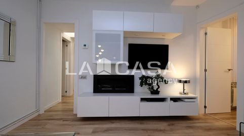 Foto 3 de Piso en venta en Calle Alloza, Porta, Barcelona Capital