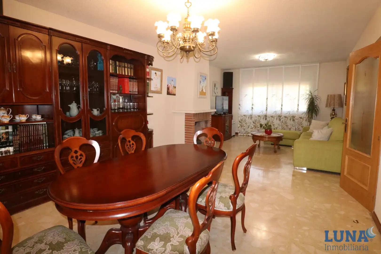 Comedor de Casa adosada en venta en Getafe con Calefacción y Trastero