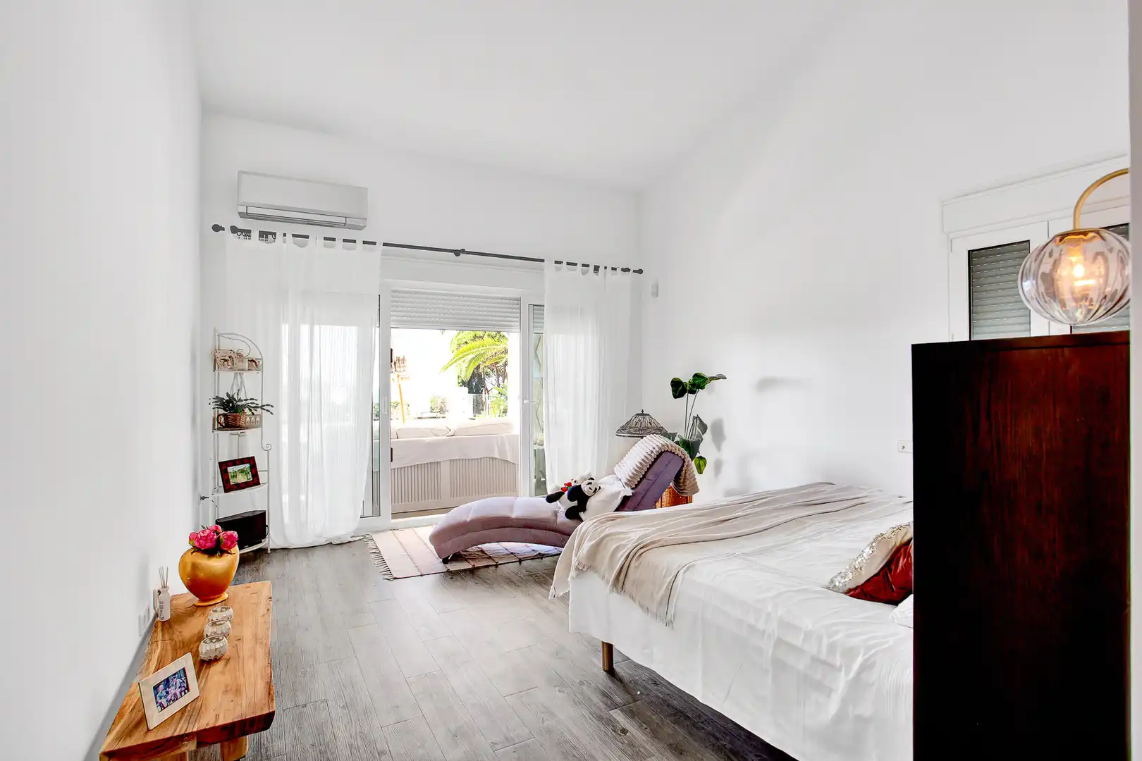 Dormitori de Casa o xalet de lloguer en Marbella amb Aire condicionat, Calefacció i Jardí privat
