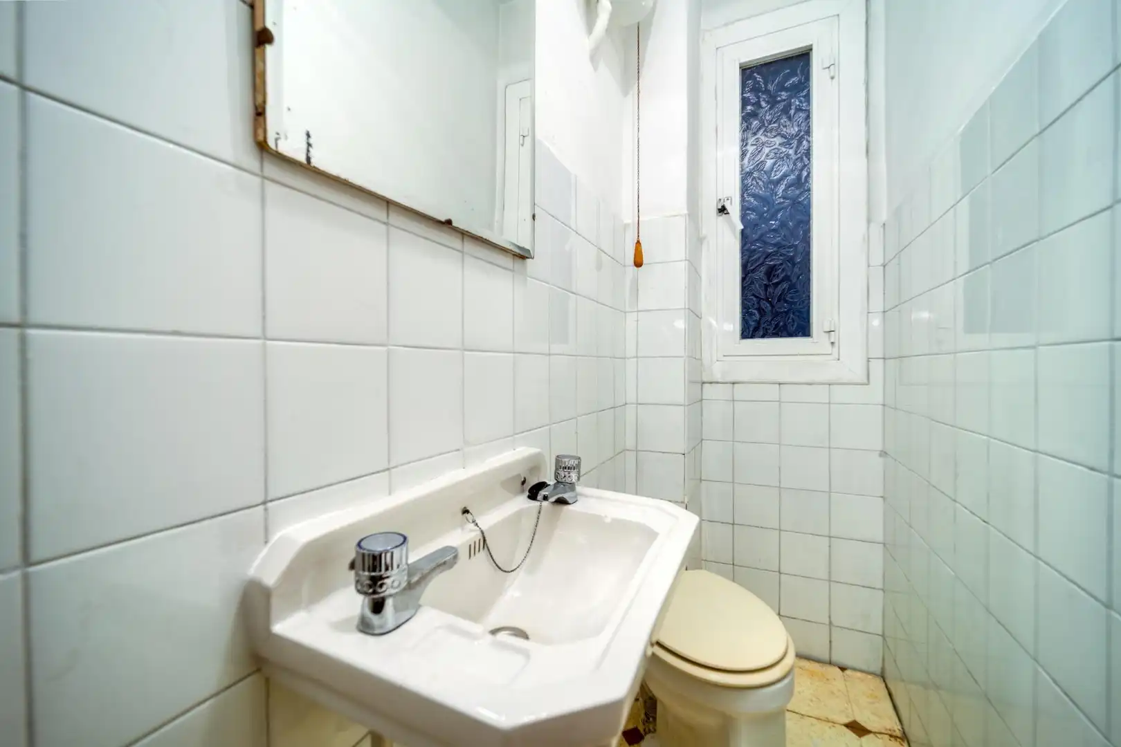 Badezimmer von Wohnung zum Verkauf in Cuenca mit Heizung und Terrasse