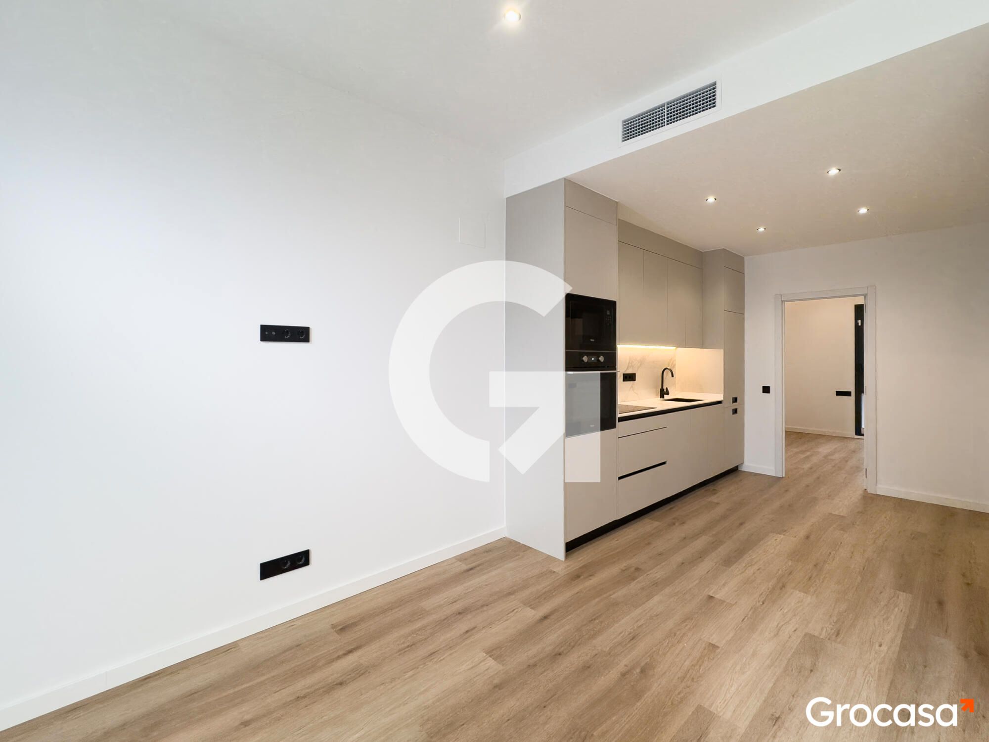 Cocina de Piso en venta en  Barcelona Capital con Aire acondicionado y Horno