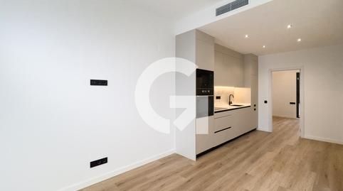Foto 3 de Piso en venta en Sants-Badal, Barcelona