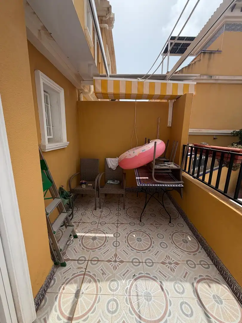 Terrassa de Casa o xalet en venda en Torrevieja amb Piscina comunitària