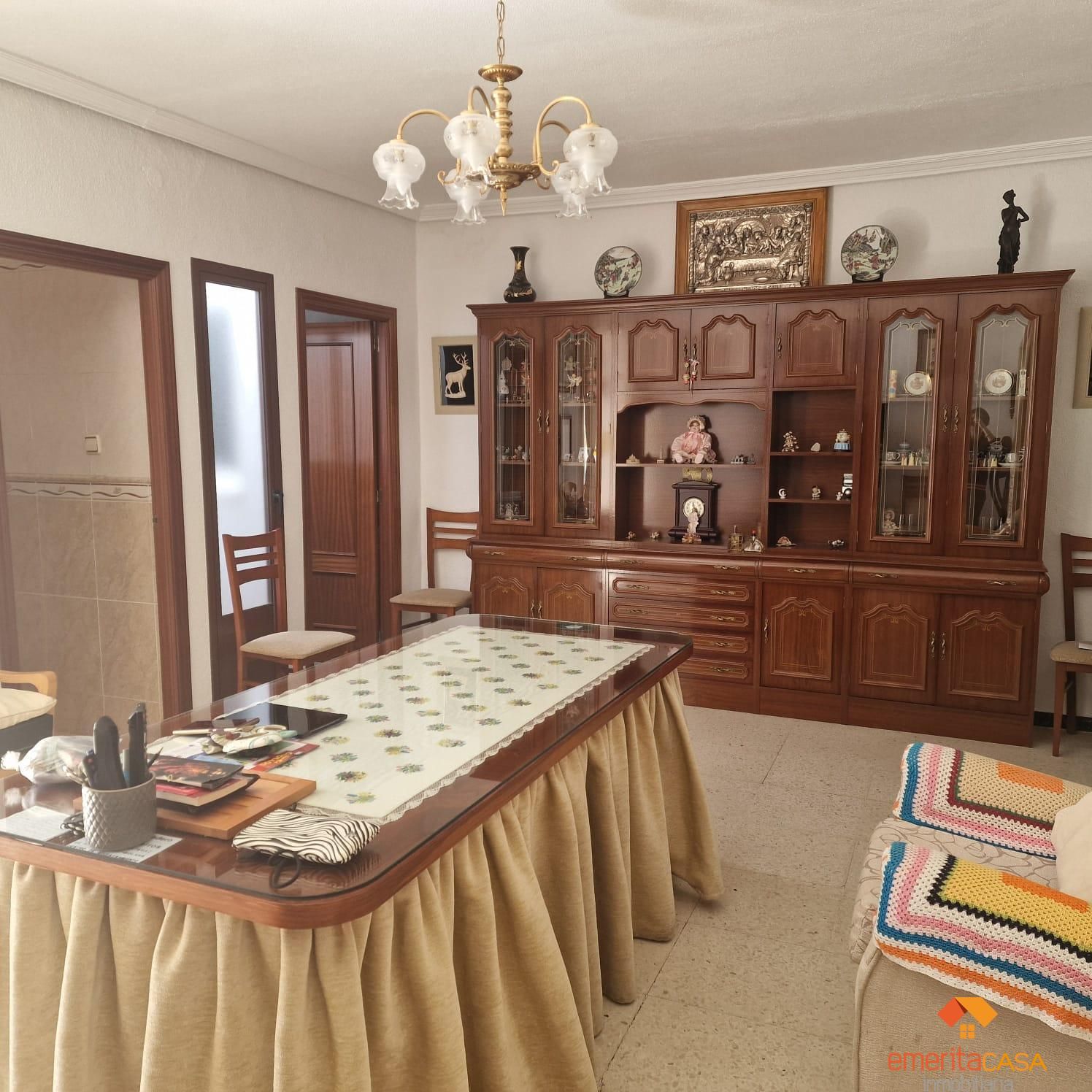 House or chalet for sale in Almendralejo