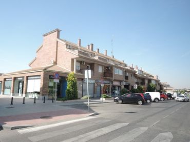 Local comercial en venda a Av De las Castañeras