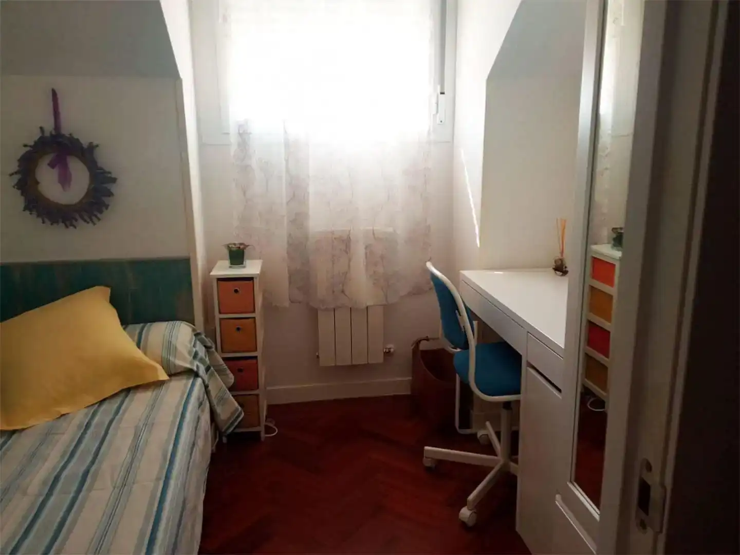 Dormitori de Dúplex per a compartir en Leganés amb Aire condicionat, Parquet i Moblat