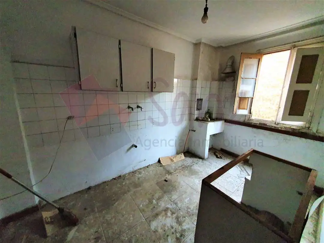 Cocina de Edificio en venta en Lardero