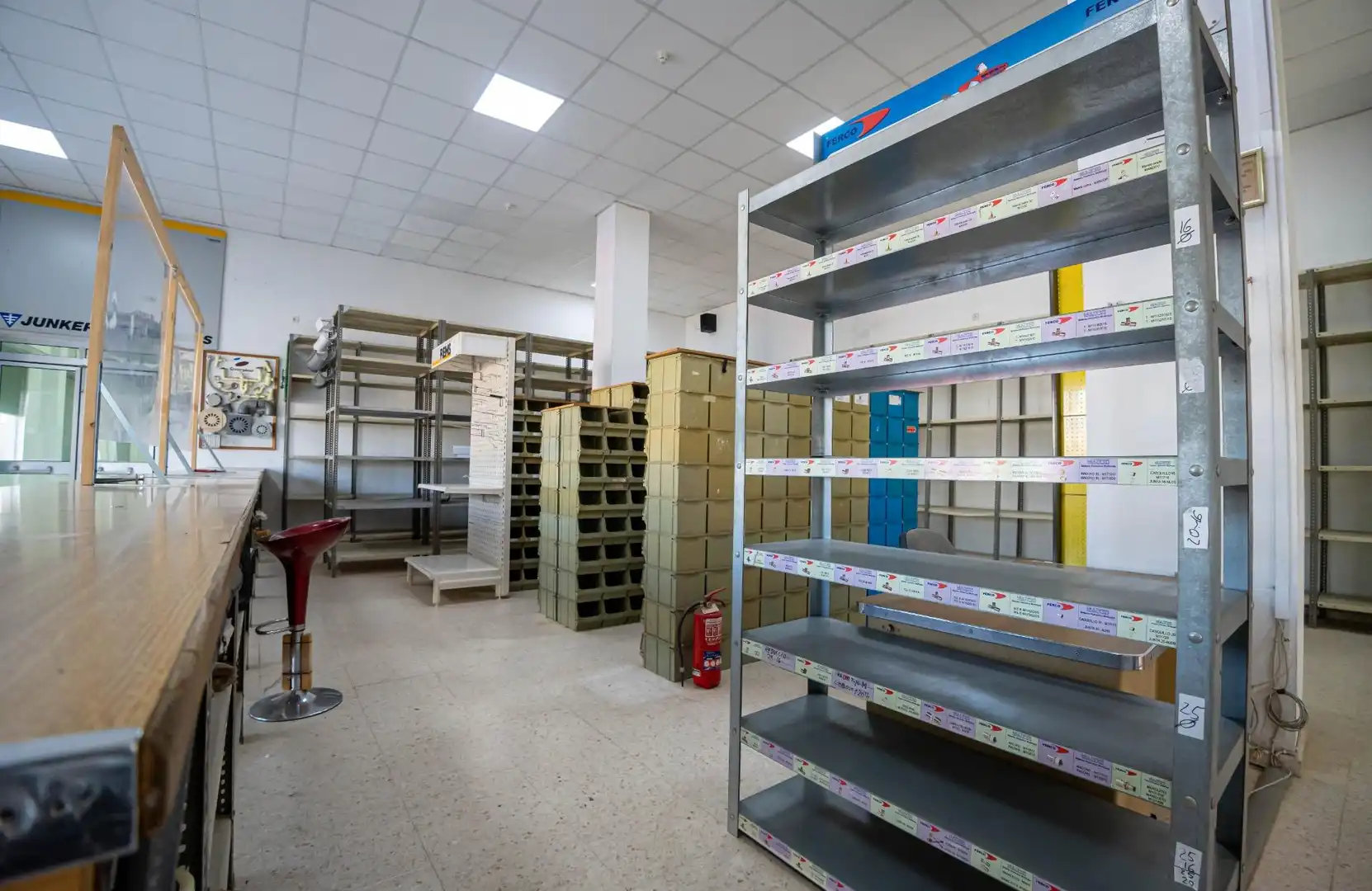 Business premises for sale in Avenida CONSTITUCION 38, imagen 21
