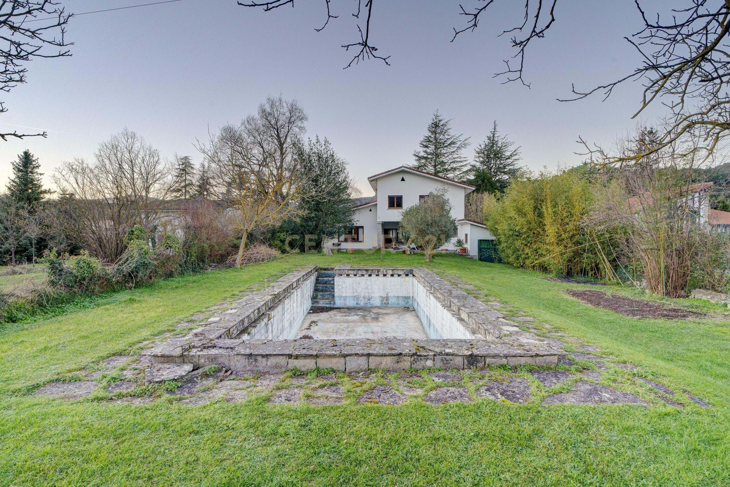 Jardí de Casa o xalet en venda en Valle de Mena amb Calefacció