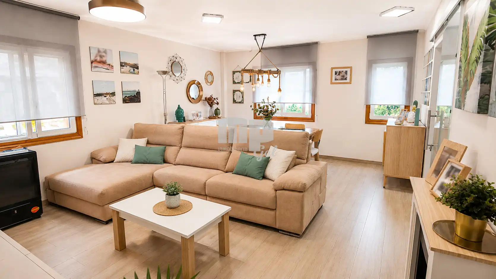 Living room of Flat for sale in Vigo   with Heating