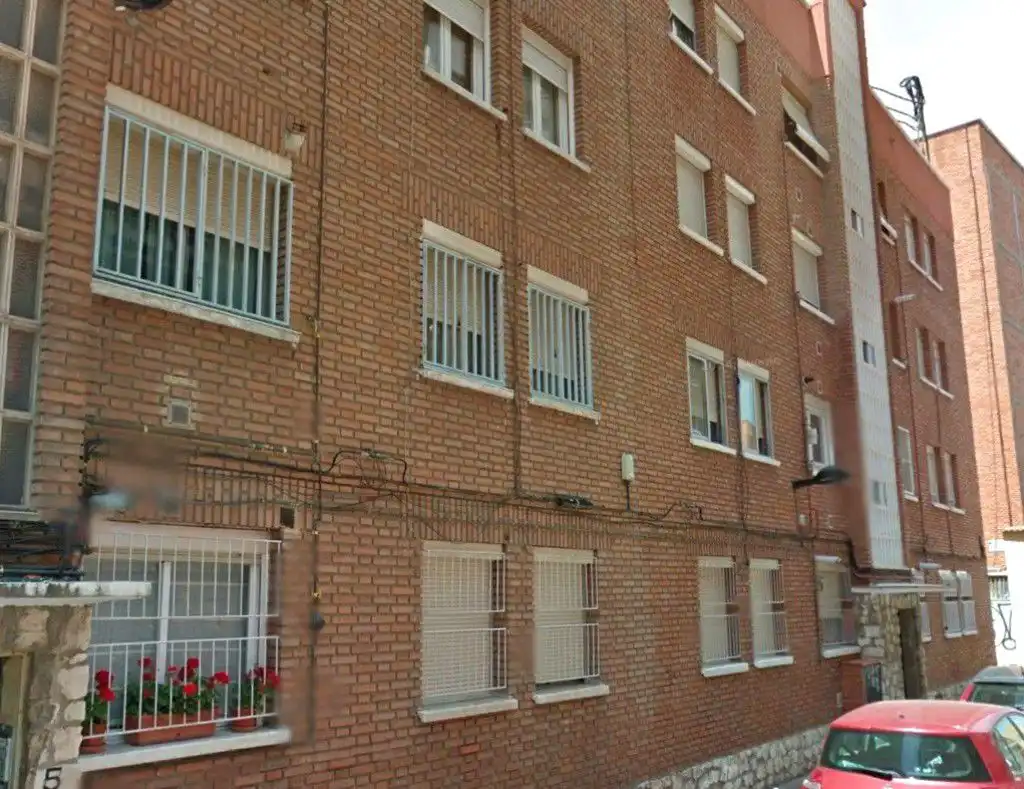 Piso en venta en Escuelas Pias, Estación - Parque O'Donnell