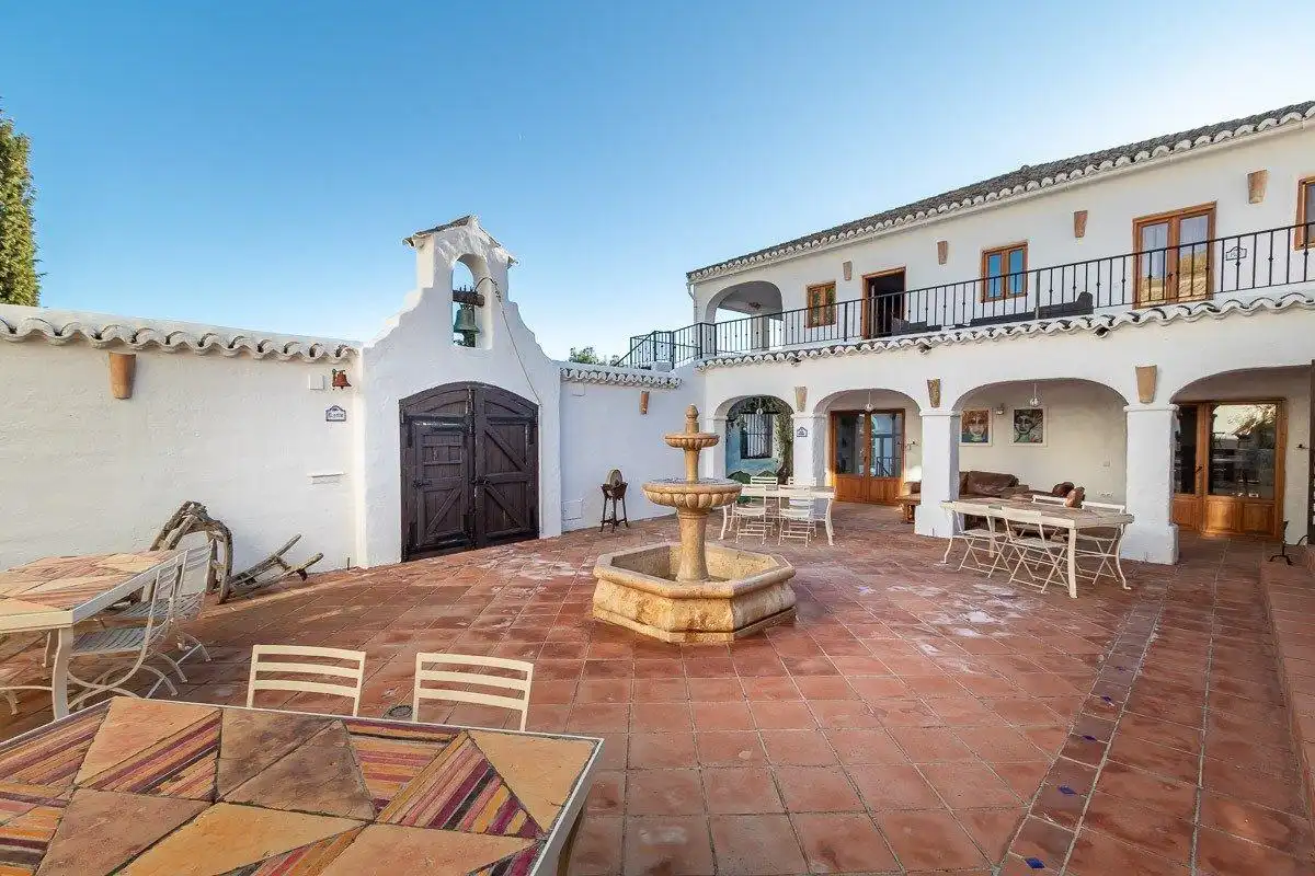 Terraza de Casa o chalet en venta en Alcaudete con Aire acondicionado, Calefacción y Jardín privado