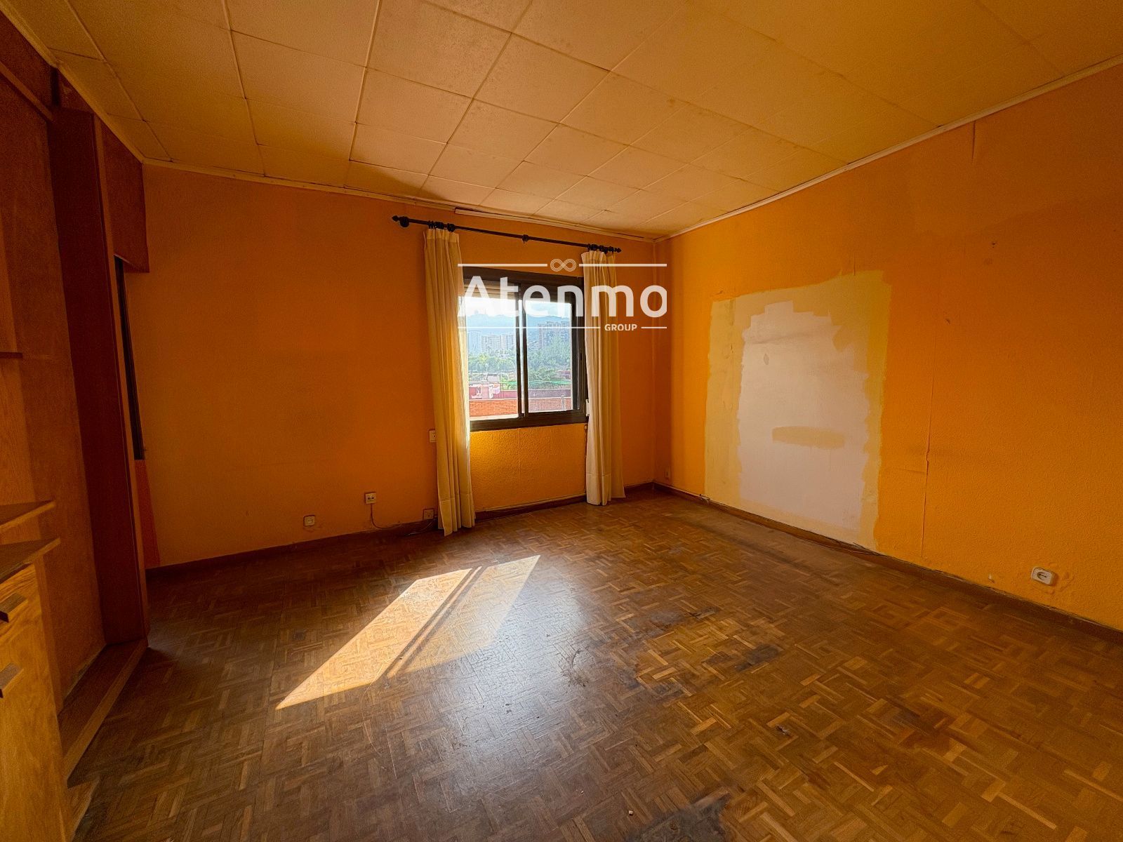 Habitación de Piso en venta en  Barcelona Capital con Balcón