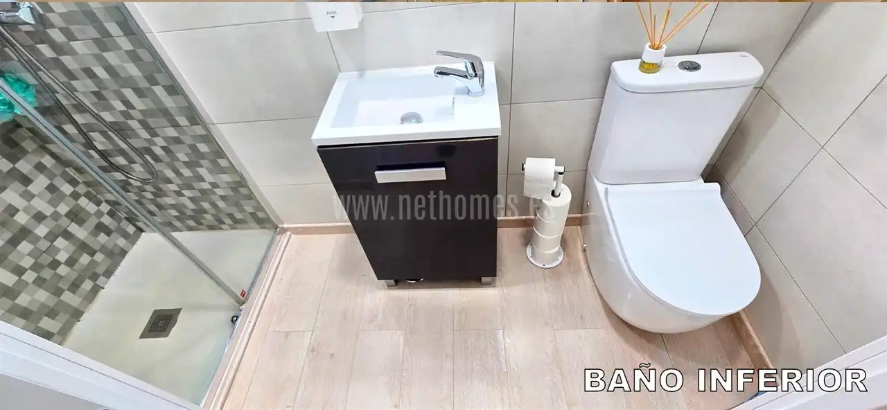 Baño de Planta baja de alquiler en Málaga