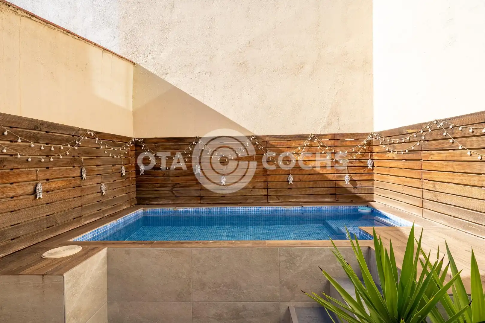 Piscina de Casa adosada en venda en Reus amb Aire condicionat, Calefacció i Jardí privat
