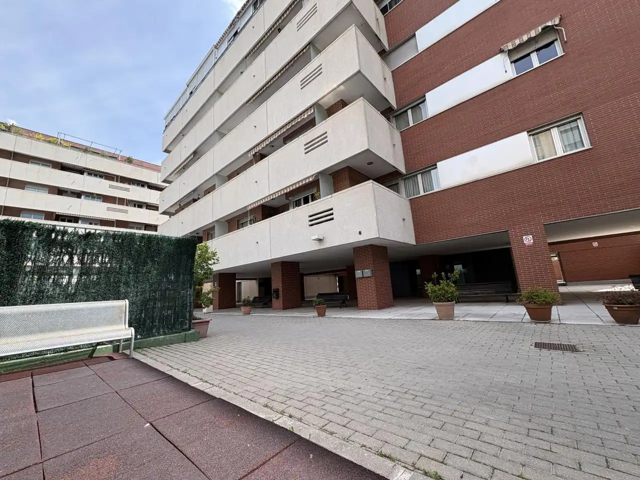 Exterior view of Flat for sale in Madrid  with Air Conditioner, Heating and Terrace
