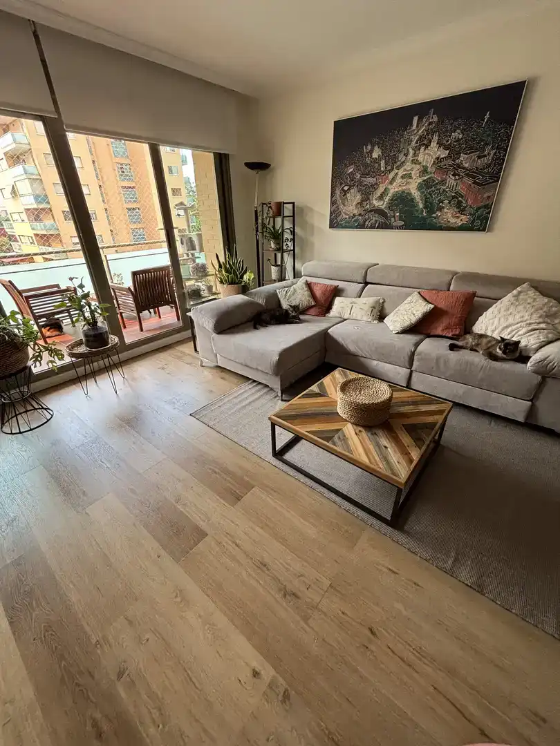 Sala d'estar de Pis en venda en Rivas-Vaciamadrid amb Parquet, Traster i Moblat