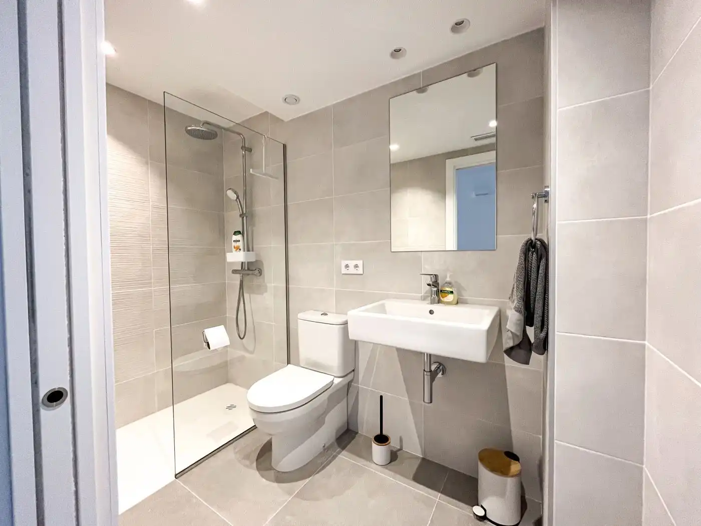 Apartament de lloguer a Carrer Xavier Montsalvatge, Montjuïc