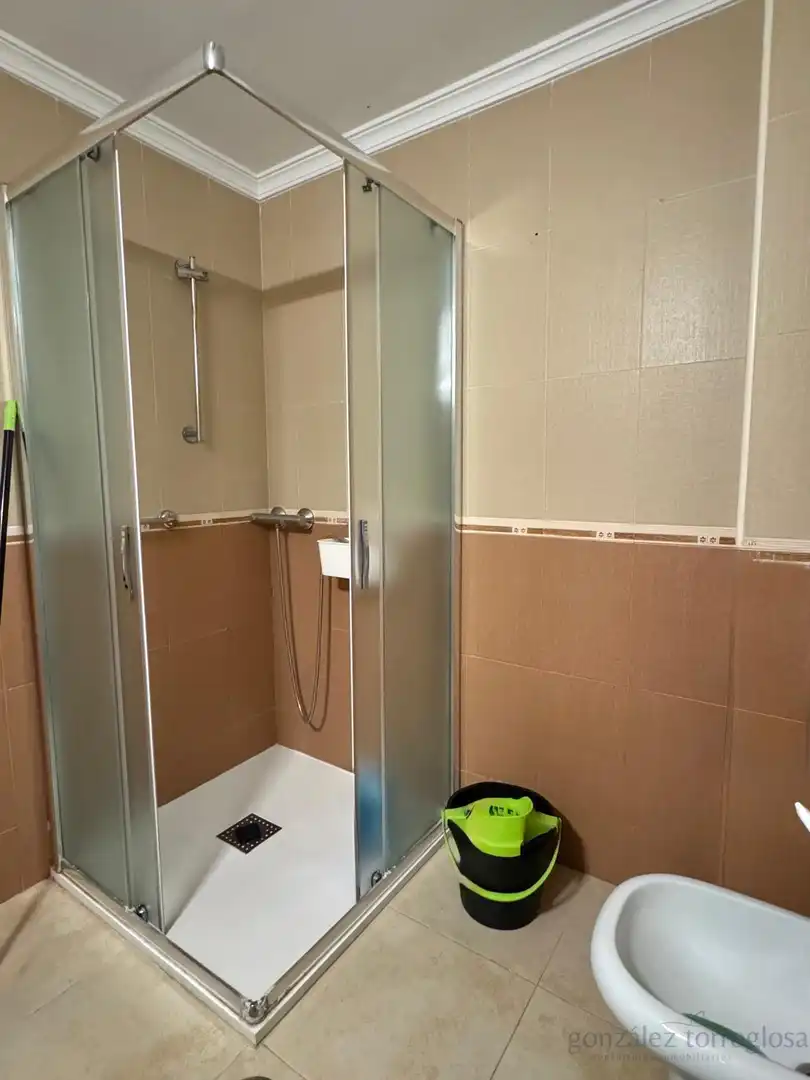 Badezimmer von Wohnung zum Verkauf in Lorca mit Abstellraum
