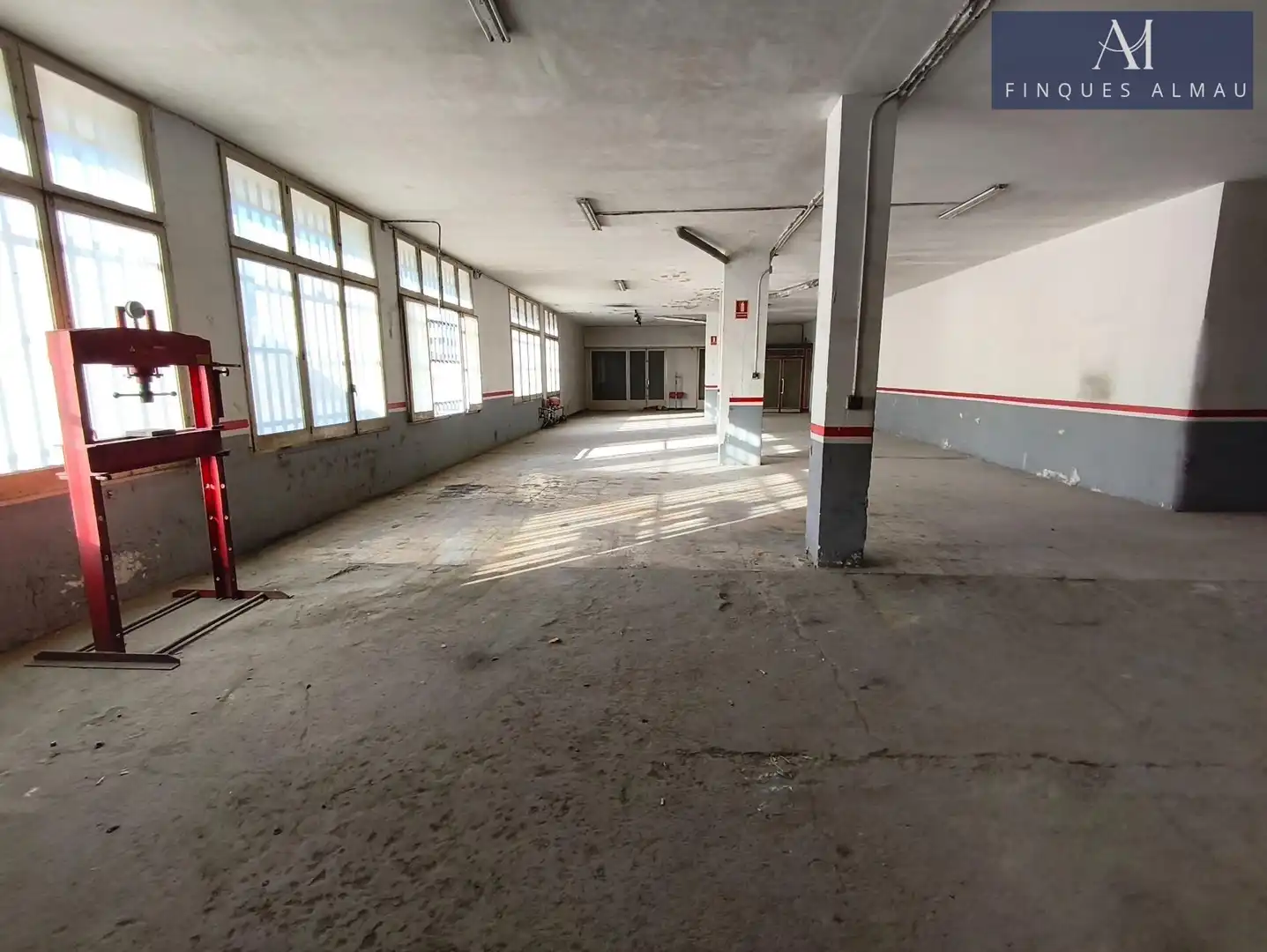 Gewerbefläche zum Verkauf in Avenida de Vilafranca del Penedès, imagen 14