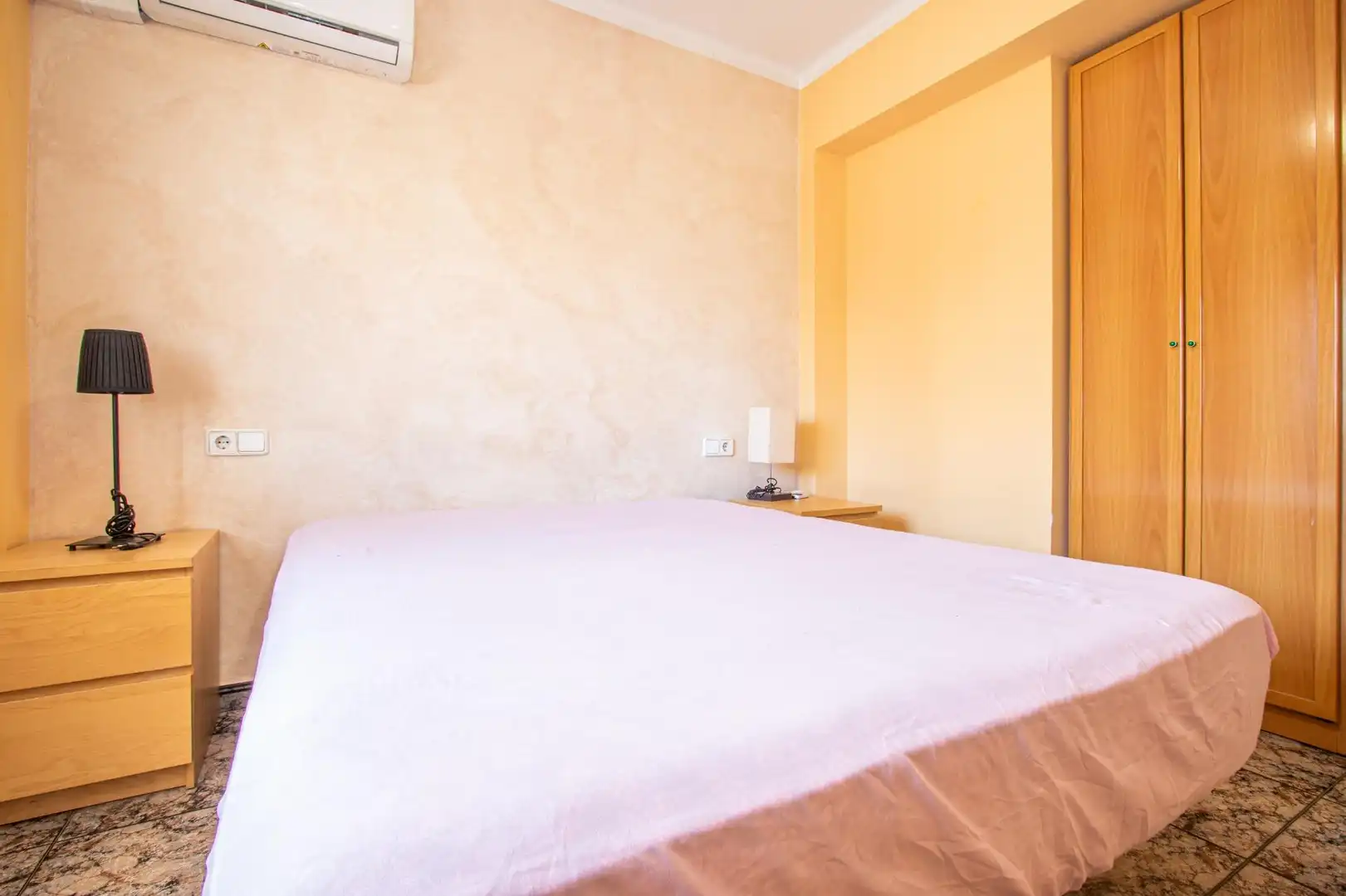 Bedroom of Flat for sale in  Palma de Mallorca  with Air Conditioner, Furnished and Balcony