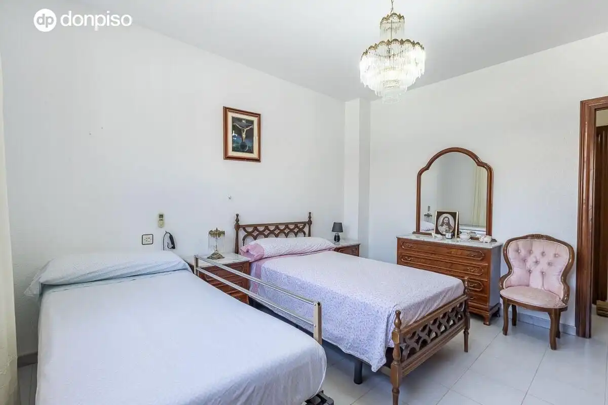 Casa o xalet en venda a Calle Calle Gran Vía de Colón, 22, Láchar