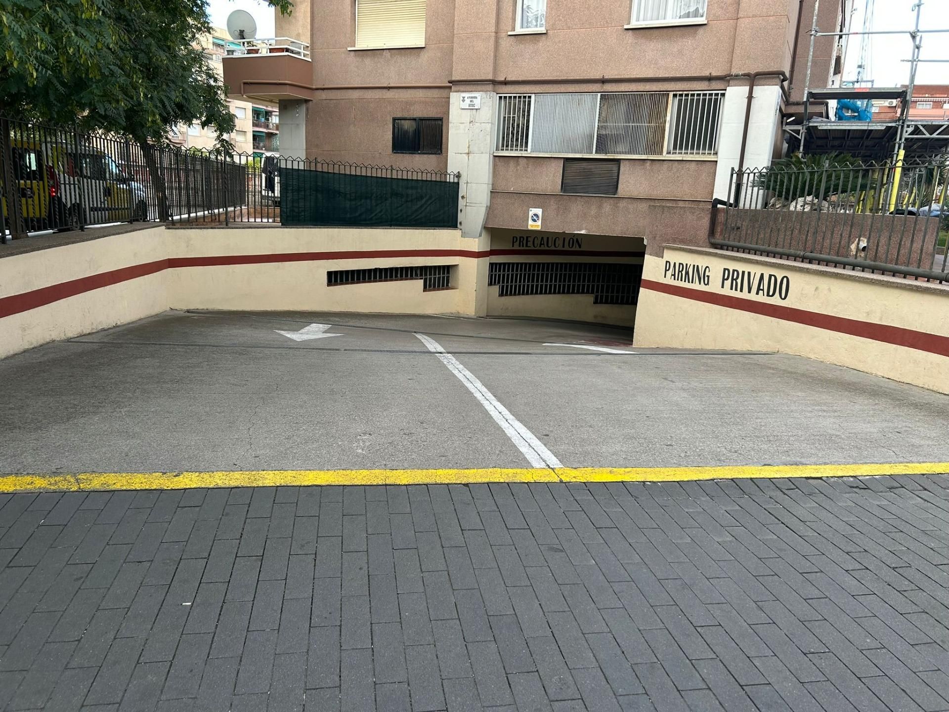 Aparcament de Garatge en venda en L'Hospitalet de Llobregat