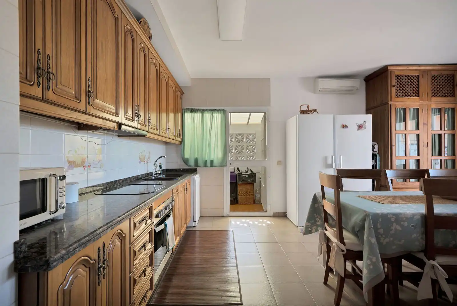 Chalet con piscina en venta en Avenida Pablo Ruiz Picasso 11, imagen 29