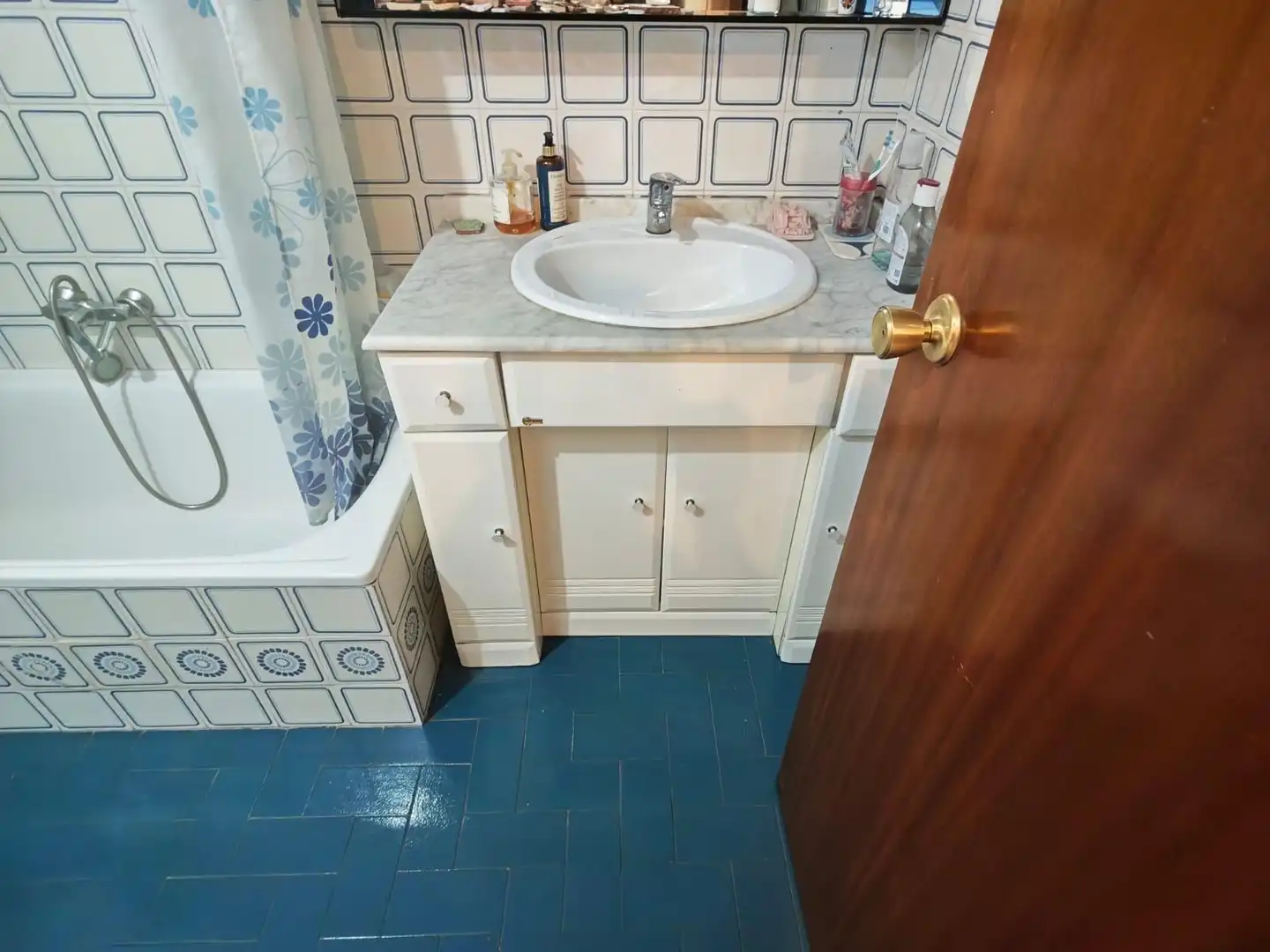 Badezimmer von Wohnung zur Miete in Granada