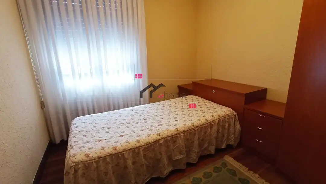 Habitación de Piso en venta en Barakaldo  con Calefacción, Trastero y Amueblado