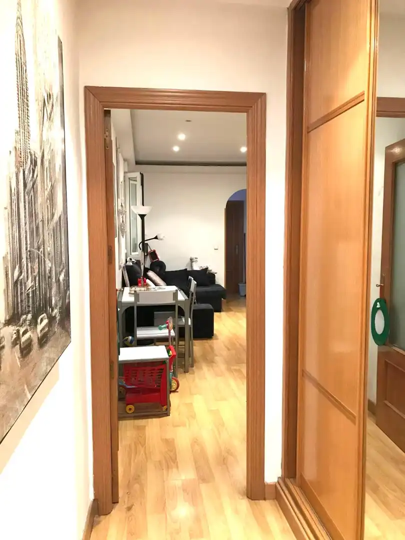 Pis per a compartir en  Madrid Capital amb Calefacció, Moblat i Forn