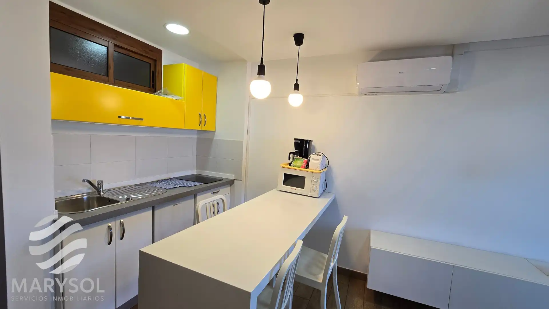 Küche von Wohnungen zur Miete in San Bartolomé de Tirajana mit Klimaanlage, Terrasse und Möbliert