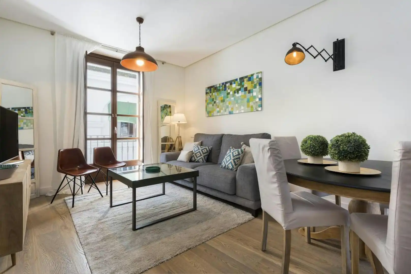 Wohnzimmer von Wohnung zur Miete in Sevilla mit Klimaanlage, Heizung und Waschmaschine