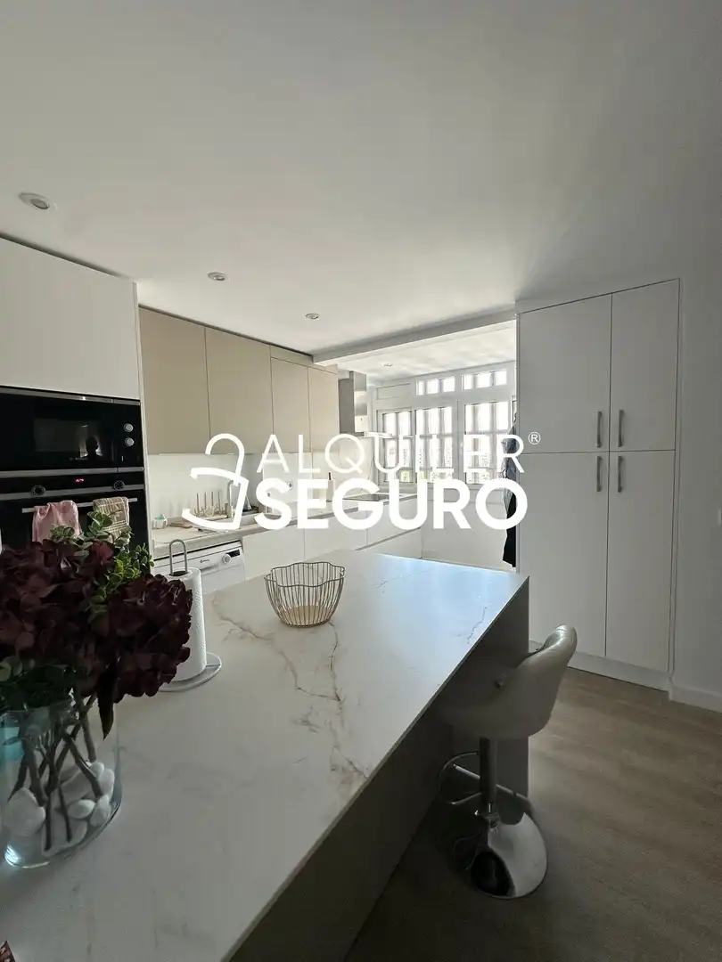 Cuina de Pis de lloguer en Fuenlabrada amb Aire condicionat, Calefacció i Terrassa