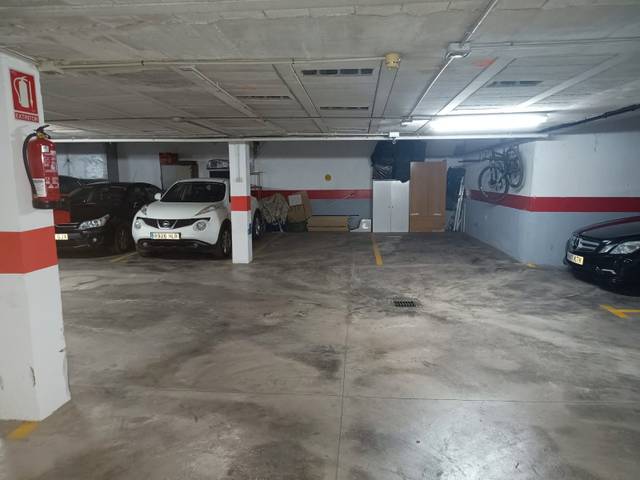 Garaje en Alquiler en Calle Turín, 16 en Polígono Santa Ana