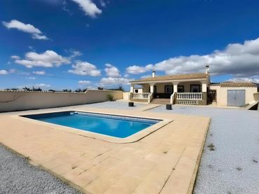 Villa avec piscine à vendre à Partida Canyada Roja