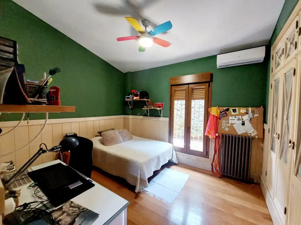 Dormitori de Casa o xalet en venda en Badajoz