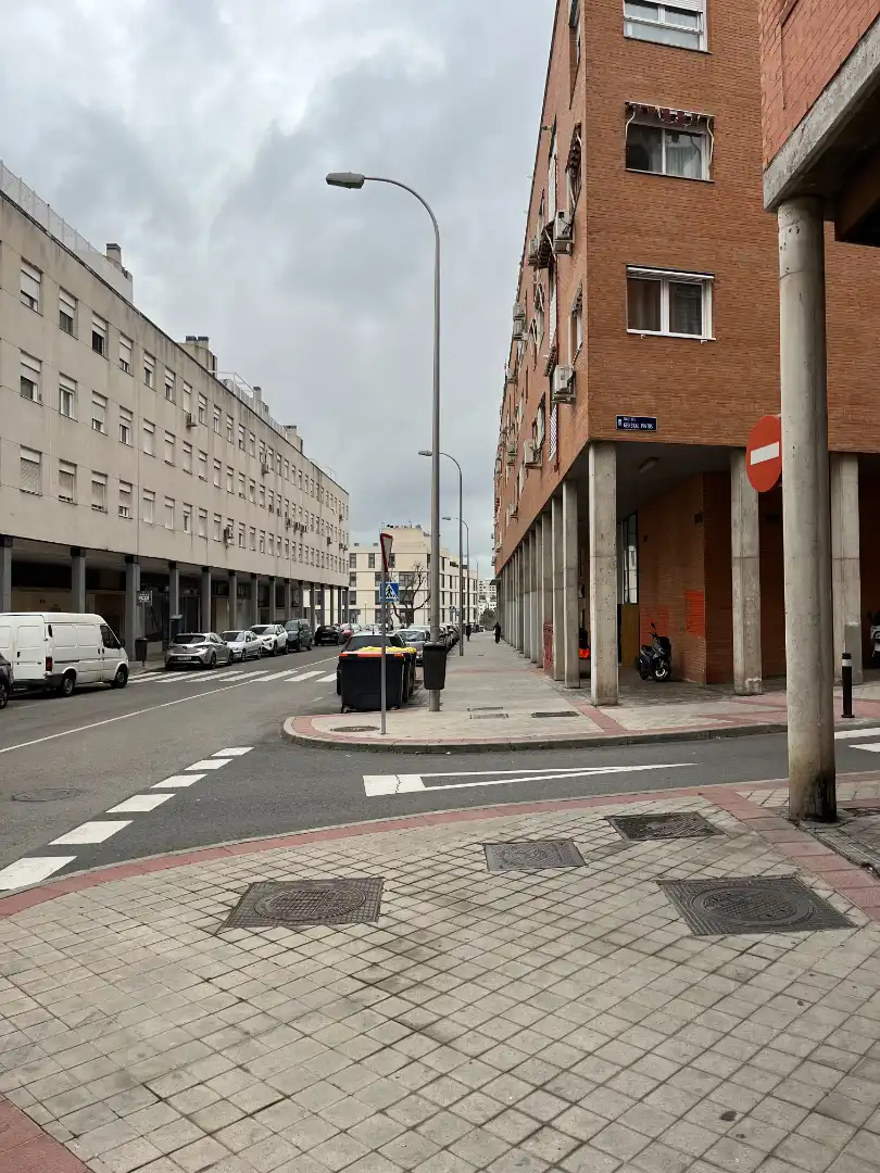 Vista exterior de Garaje en venta en Madrid