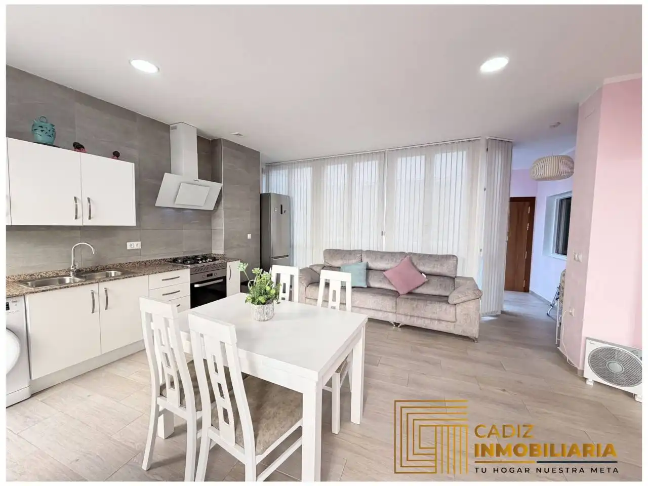 Cocina de Piso en venta en Cádiz con Aire acondicionado y Balcón