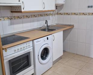 Kitchen of Flat to rent in Casarrubios del Monte  with Air Conditioner, Heating and Oven